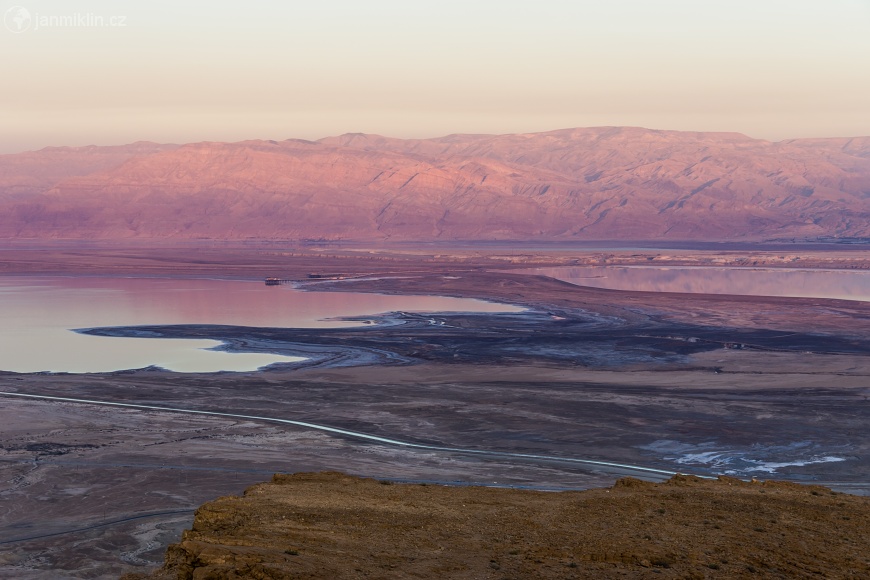 Mrtvé moře z hory Eleazar