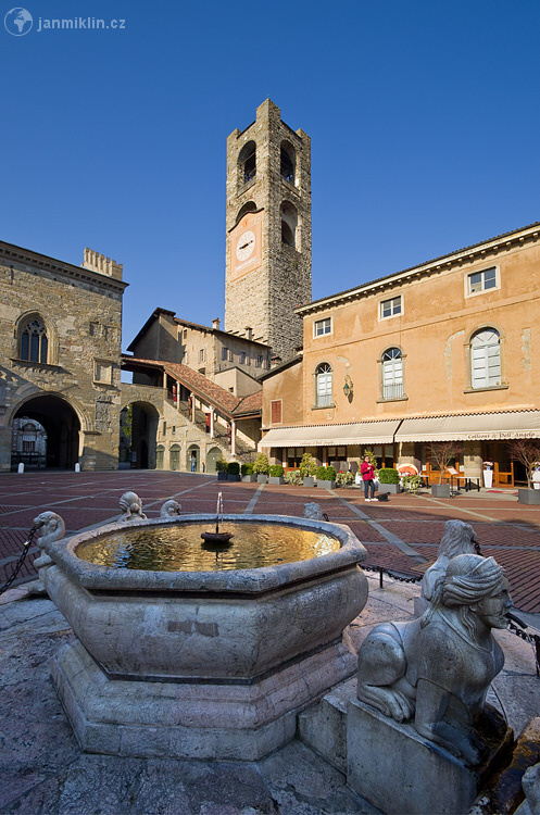 Piazza Vechia, Bergamo