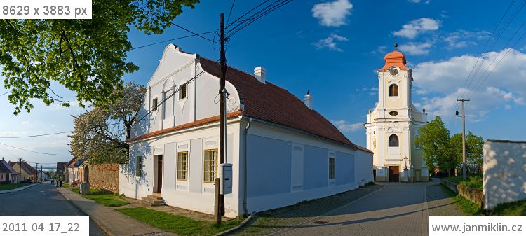 kostel sv. Rozálie, fara, Horní Věstonice