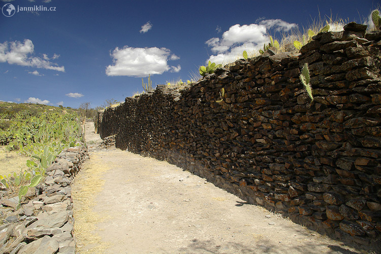 Ruiny Wari