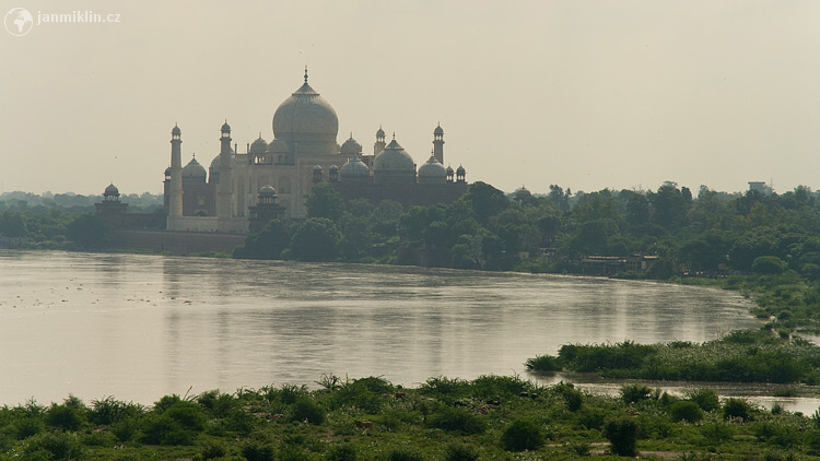 Taj Mahal z Agra fort