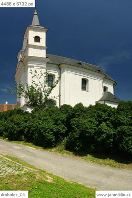 kostel Nejsvětější trojice, Drnholec