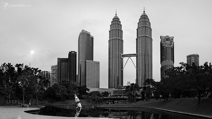 Petronas towers | Kuala Lumpur