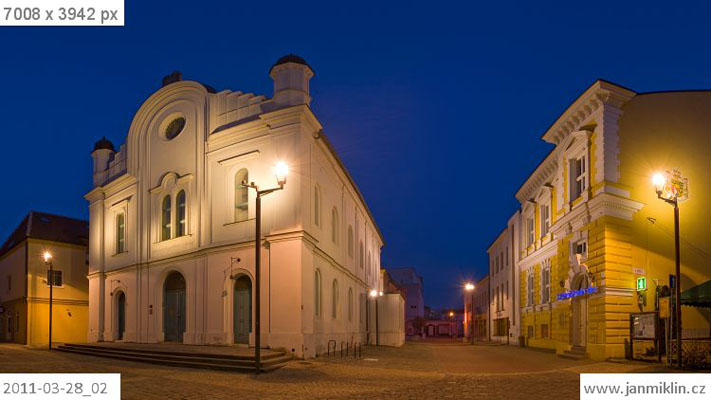 Synagoga a Lichtenštejnský dům, Břeclav
